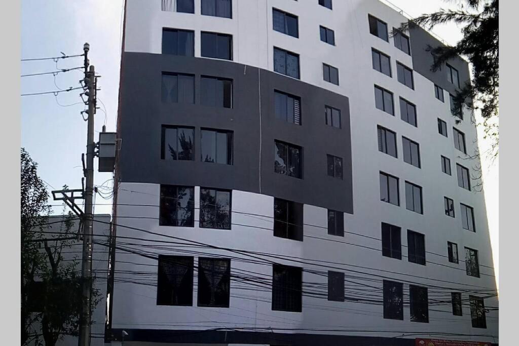 Departamento Alejandro - Completo Y Amplio Departamento En Una Zona Muy Tranquila De La Cdmx เม็กซิโกซิตี้ ภายนอก รูปภาพ